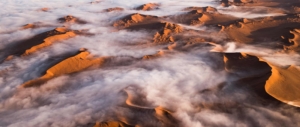 morgennebel-namibwueste-namibia-wandern-puretreks