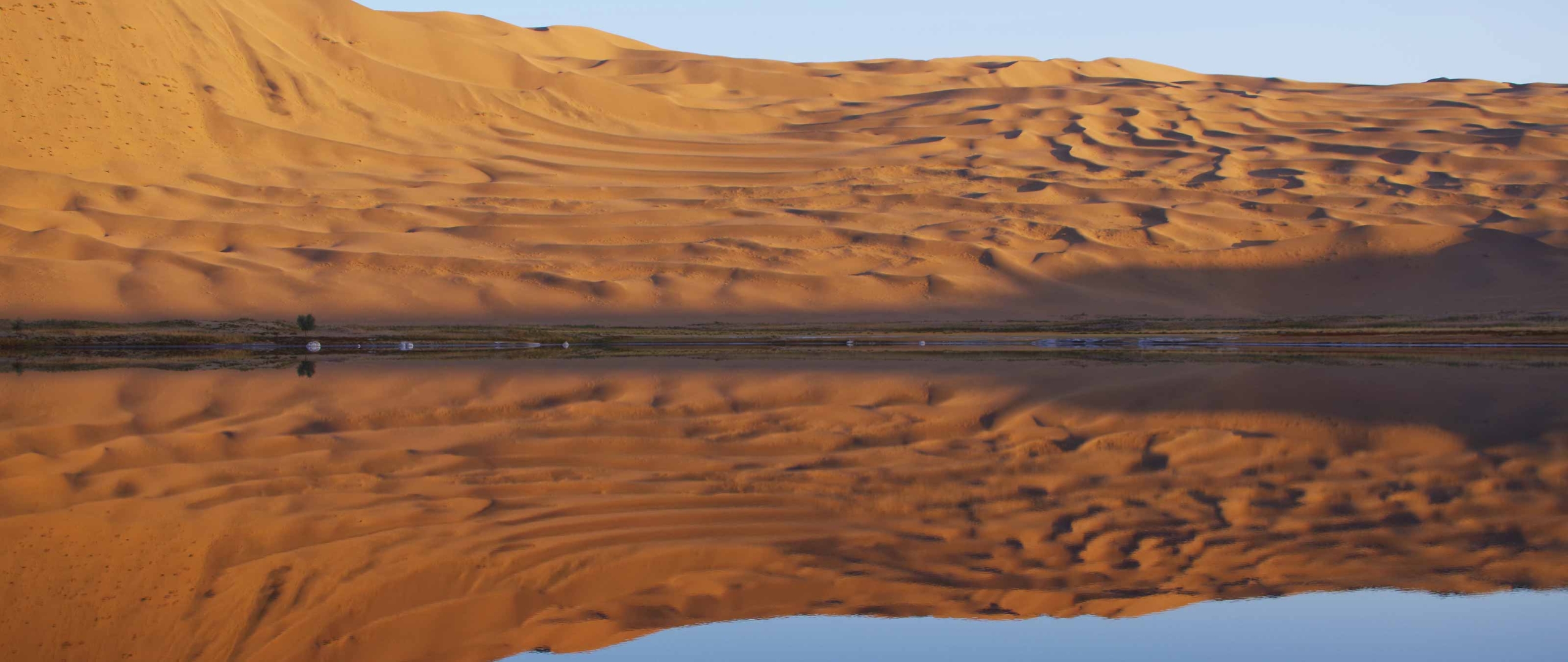 wuestensee-badain-jaran-shamo-wanderreise-puretreks