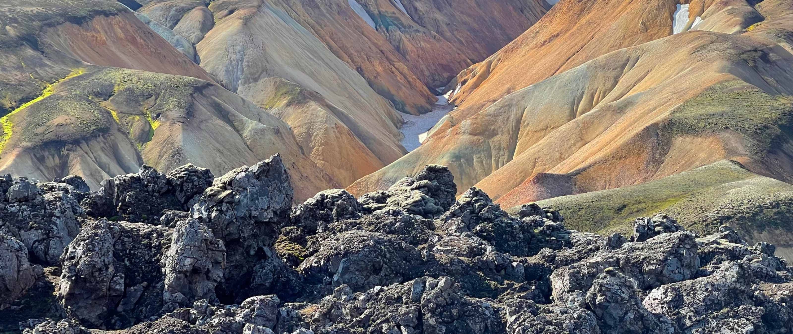 wandertoure-landmannalaugar-bunte-berge